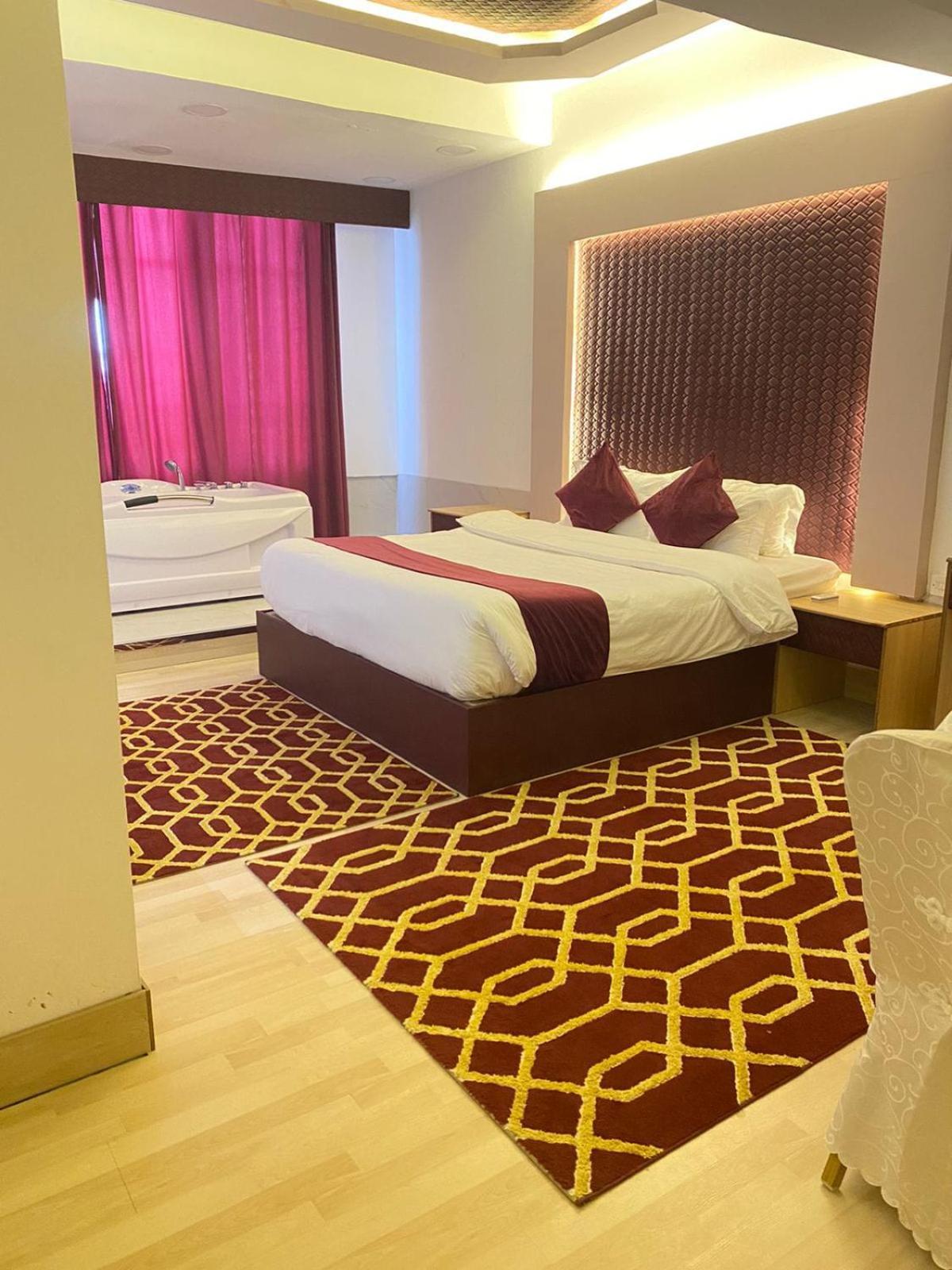 Al Hussam Hotel Apartments Rusayl Extérieur photo