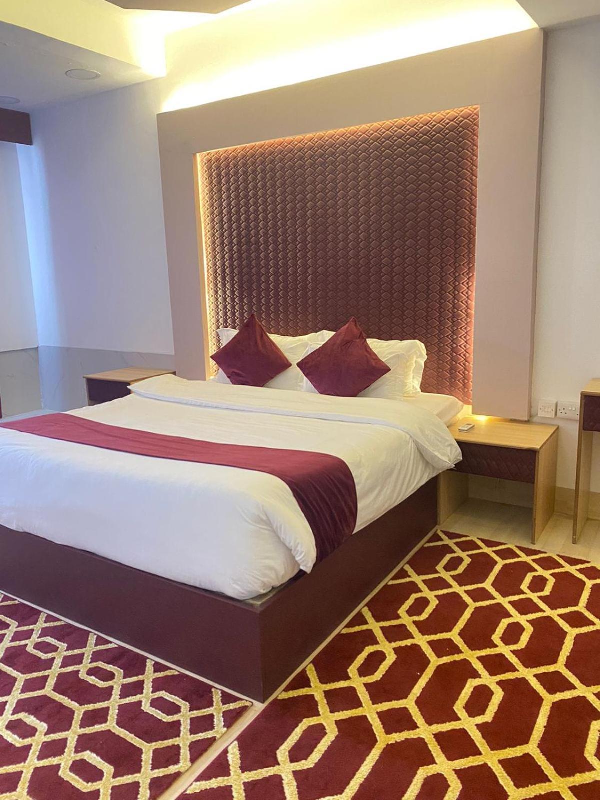 Al Hussam Hotel Apartments Rusayl Extérieur photo