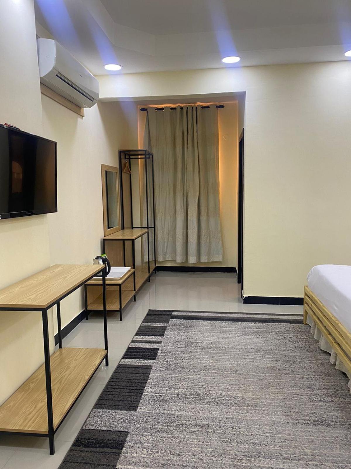 Al Hussam Hotel Apartments Rusayl Extérieur photo