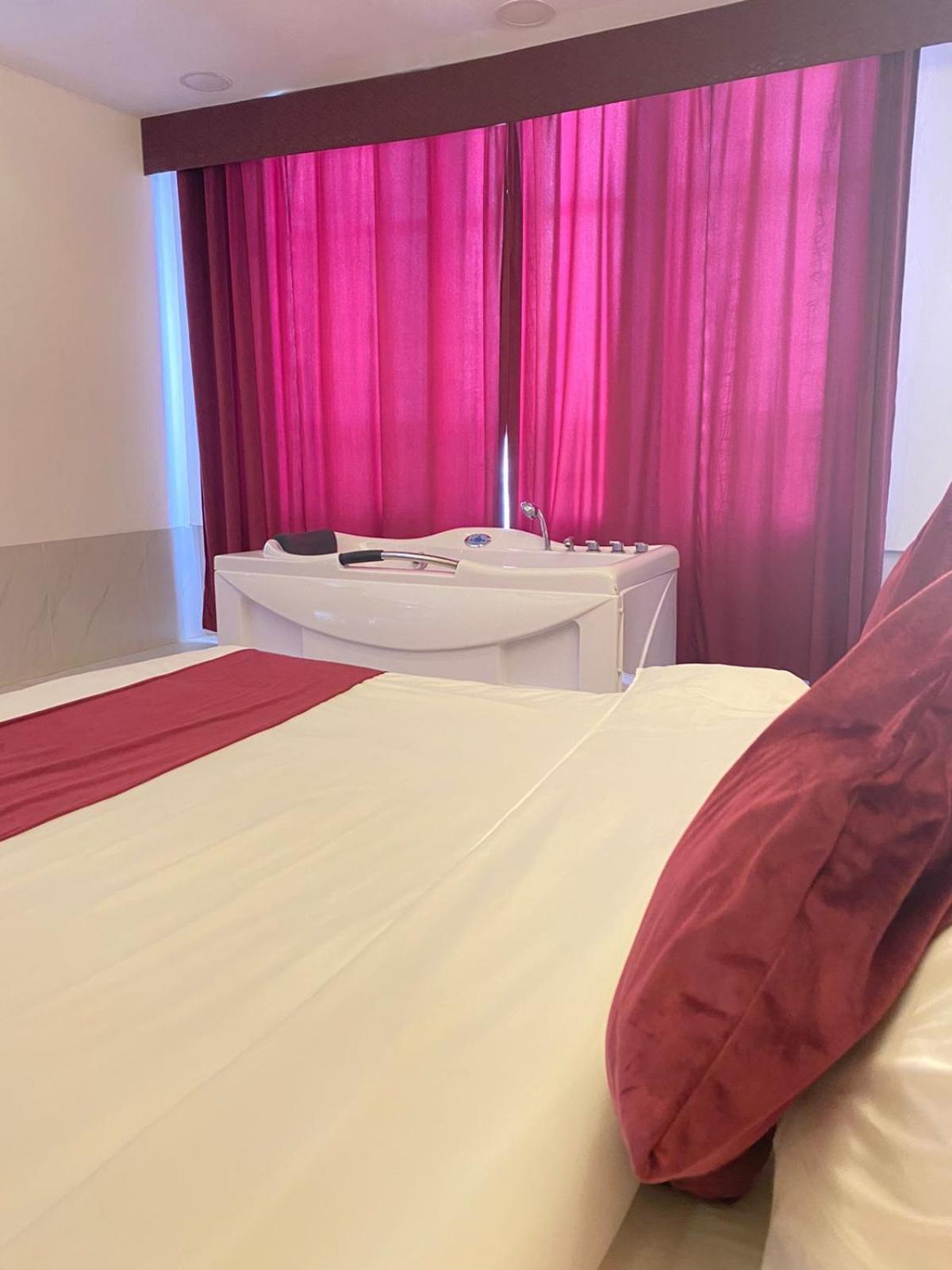 Al Hussam Hotel Apartments Rusayl Extérieur photo